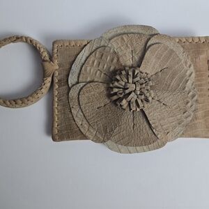 Genuine Soft Leather Handmade KUERO Alexandra Velazquez Wristlet Large Flower